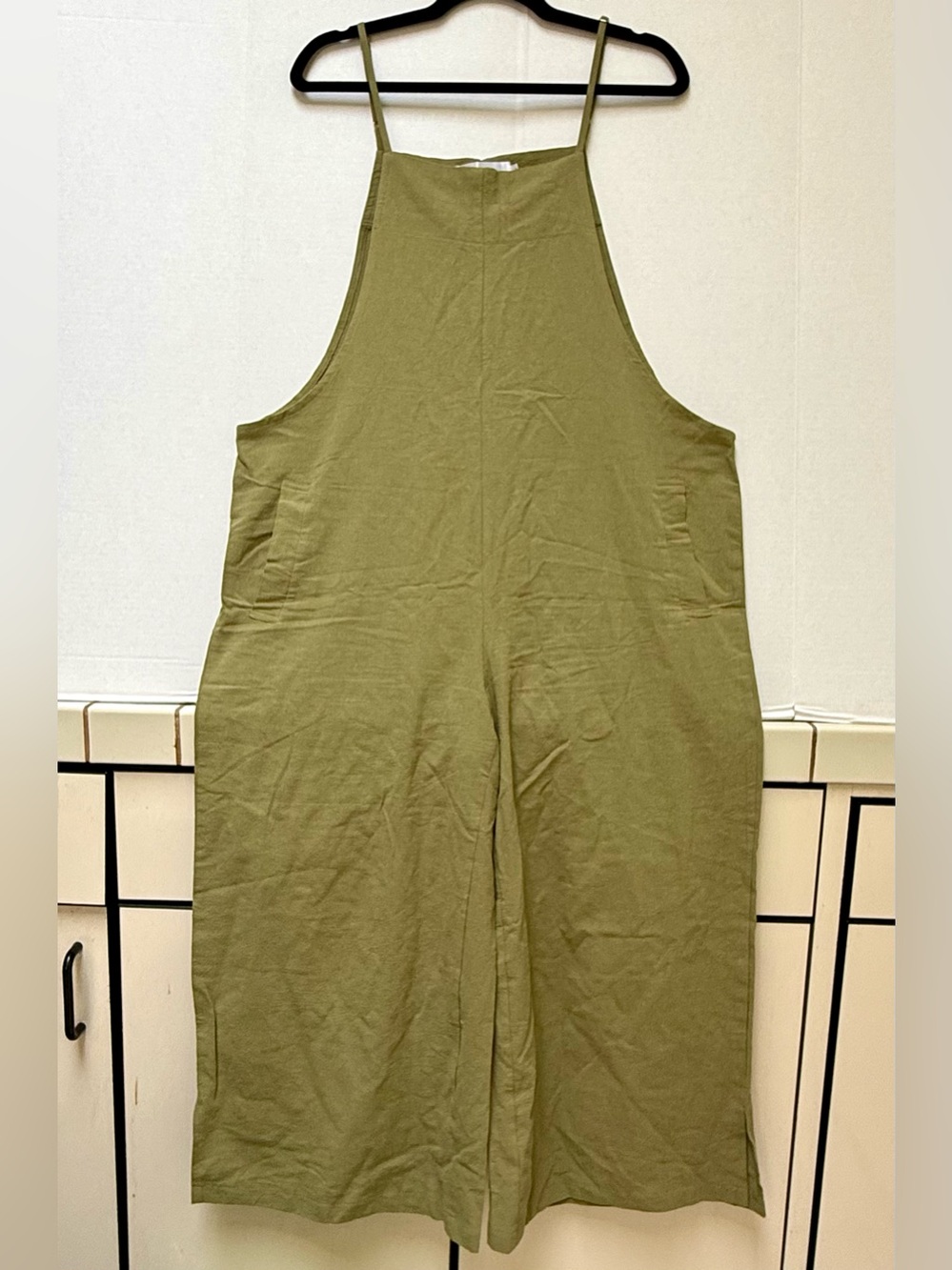 Olive Green Wide Leg Linen-Blend Overalls Size Large. NWOT